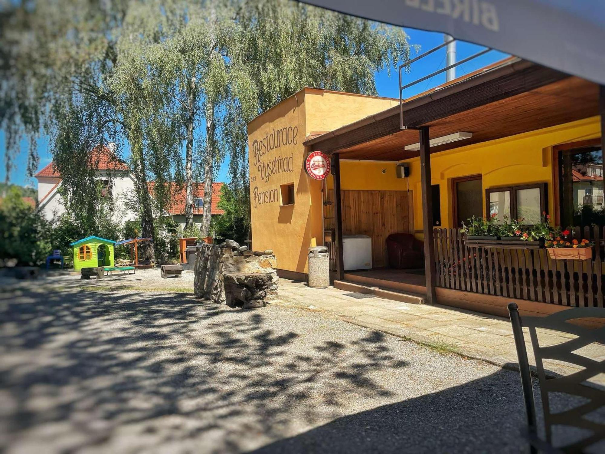 Penzion Vysehrad Nonstop Český Krumlov Buitenkant foto