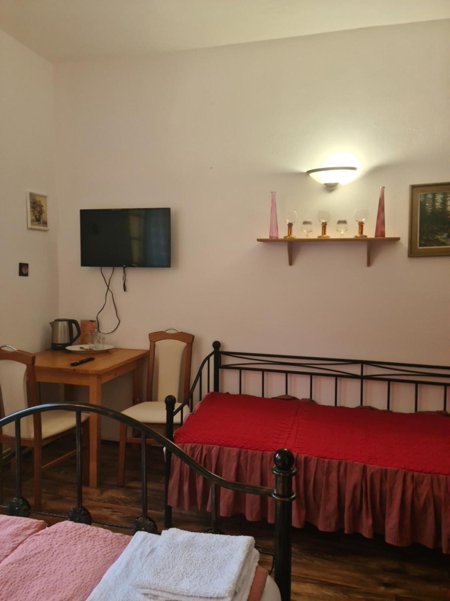 Penzion Vysehrad Nonstop Český Krumlov Buitenkant foto